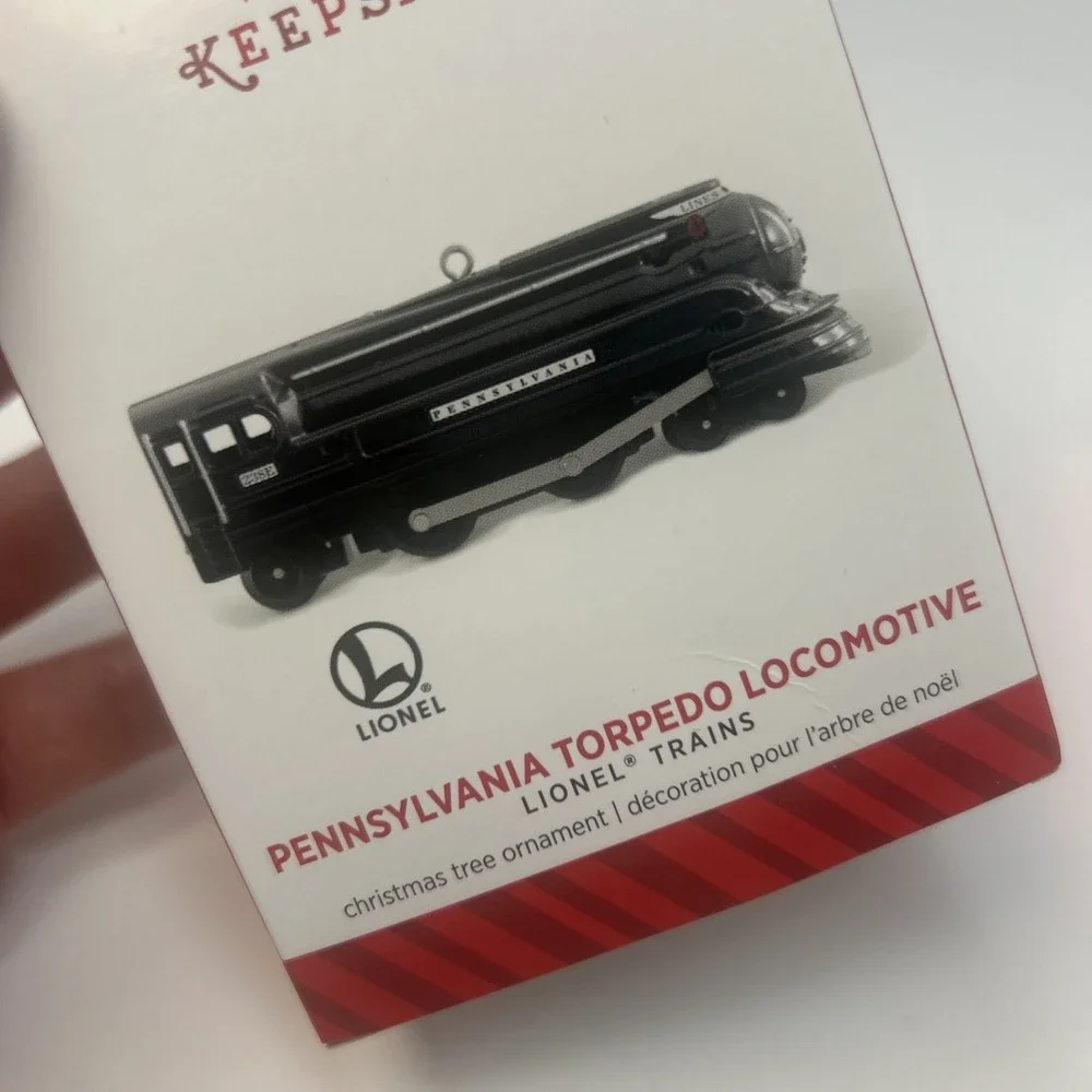 HALLMARK KEEPSAKE LIONEL PENNSYLVANIA TORPEDO LOCOMOTIVE TENDER OBSERVATION CARS